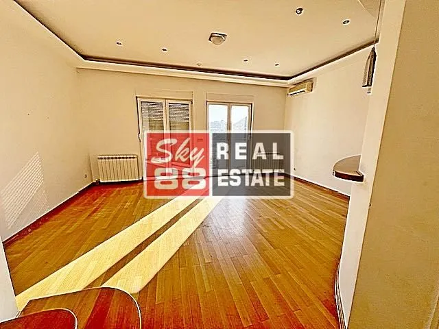 Prodaja, kuća, 215m², Savski Venac, Beograd
