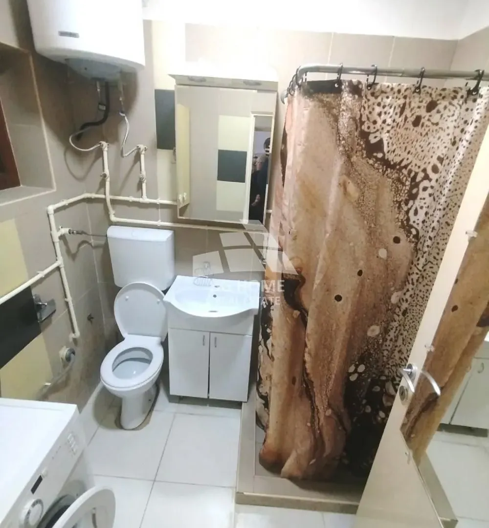 Izdavanje, dvosoban stan, 50m², Zemun Sve Podlokacije, Beograd