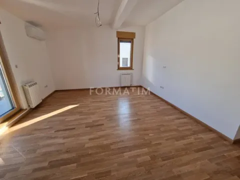 Prodaja, dvosoban stan, 63m², Kluz, Zvezdara Sve Podlokacije - image 16