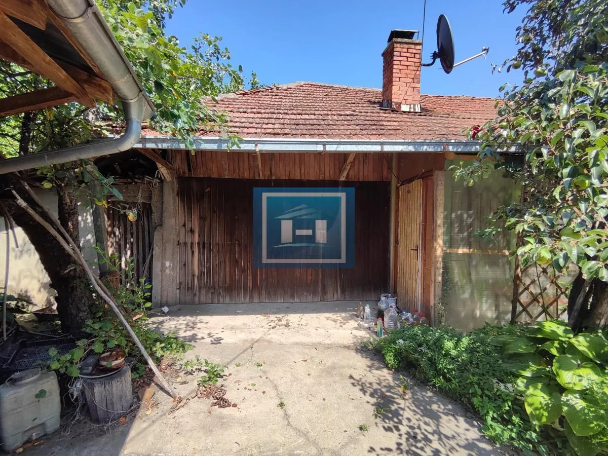 Prodaja, kuća, 200m², Majur, Jagodina