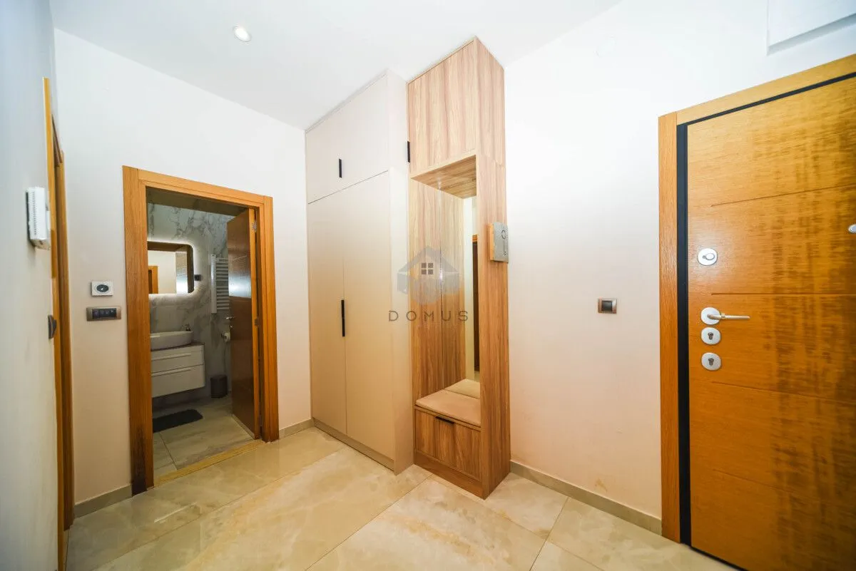 Rent, two bedroom apartment, 75m², Podgorica, Crna Gora