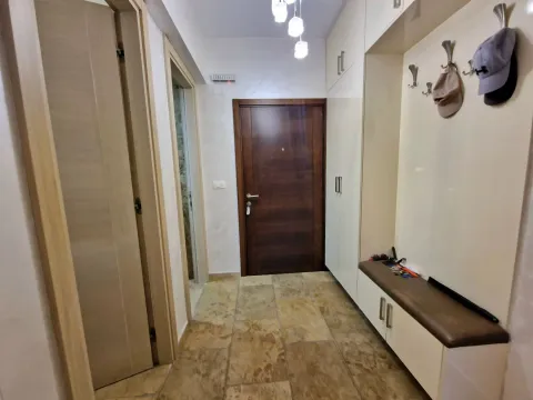 Izdavanje, dvosoban stan, 85m², Budva, Crna Gora - image 19