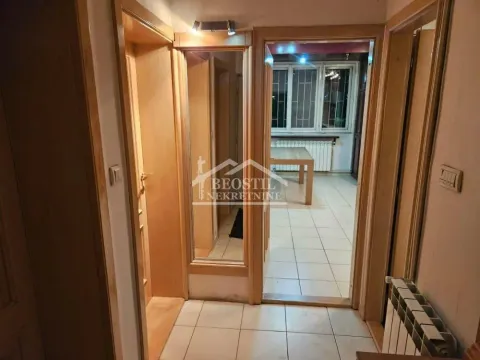 Prodaja, trosoban stan, 71m², Karaburma, Palilula Sve Podlokacije - image 6