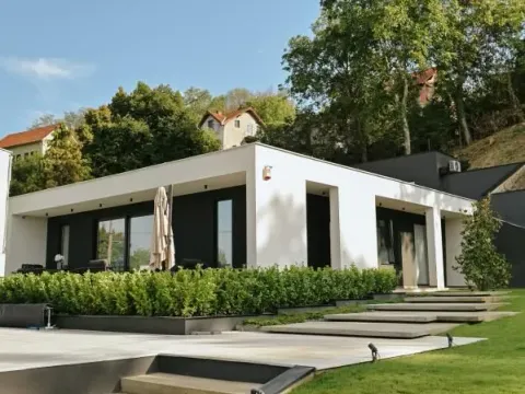 Prodaja, kuća, 253m², Beočić, Rekovac - image 39