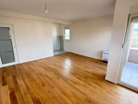 Prodaja, dvosoban stan, 72m², Central Point, Podgorica - image 6