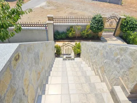 Prodaja, kuća, 200m², Cijevna, Podgorica - image 8