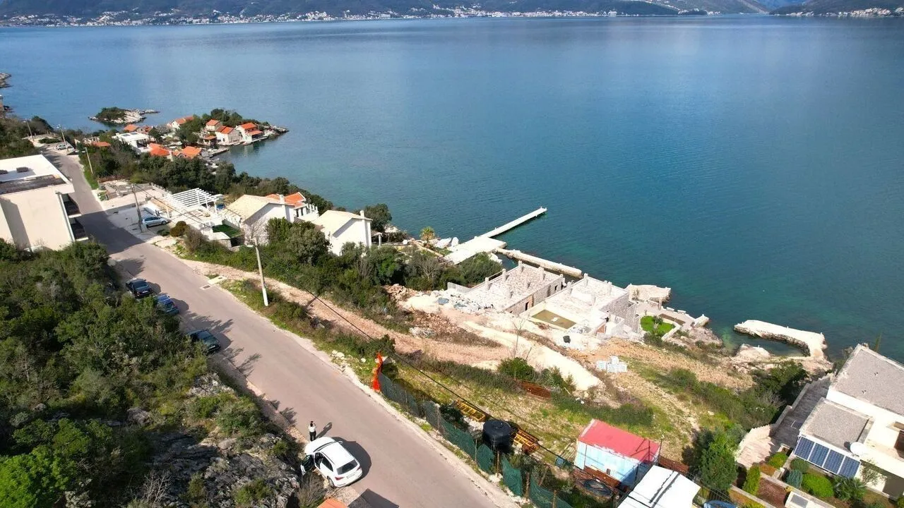 Prodaja, plac, 2300m², Luštica, Tivat
