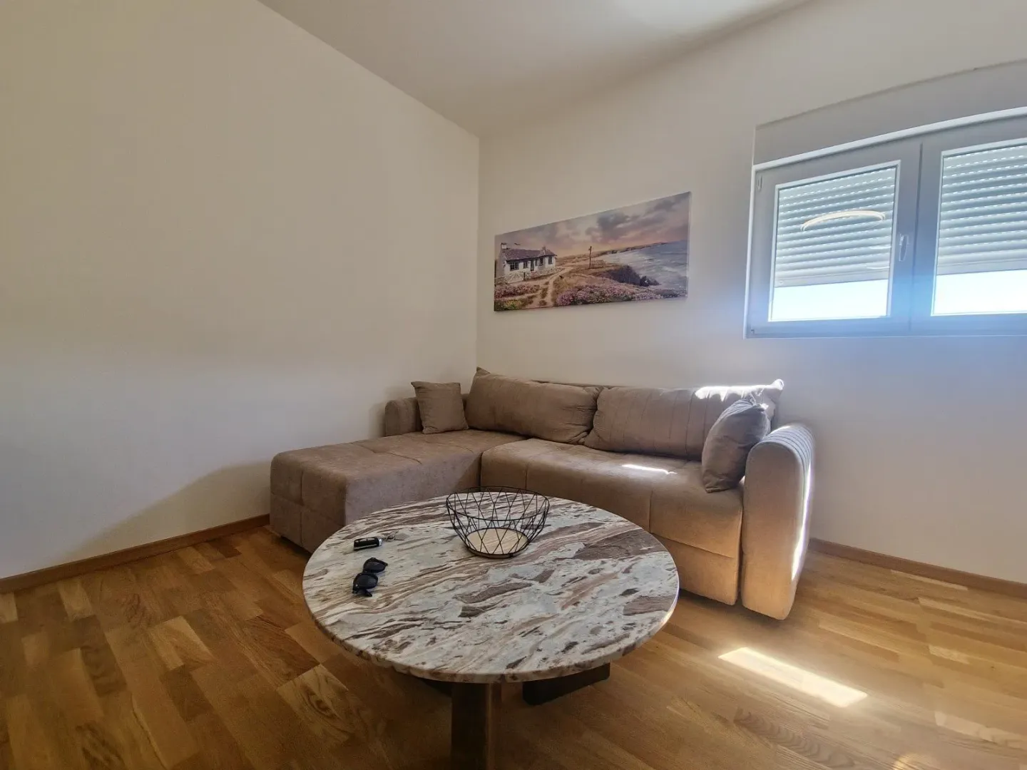 Rent, two bedroom apartment, 58m², Bečići, Budva