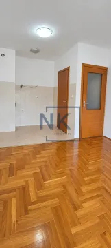 Prodaja, jednosoban stan, 36m², Stari Aerodrom, Podgorica - image 2