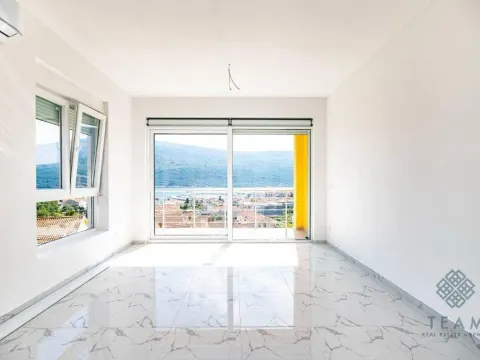Prodaja, dvosoban stan, 70m², Đenovići, Herceg Novi - image 3