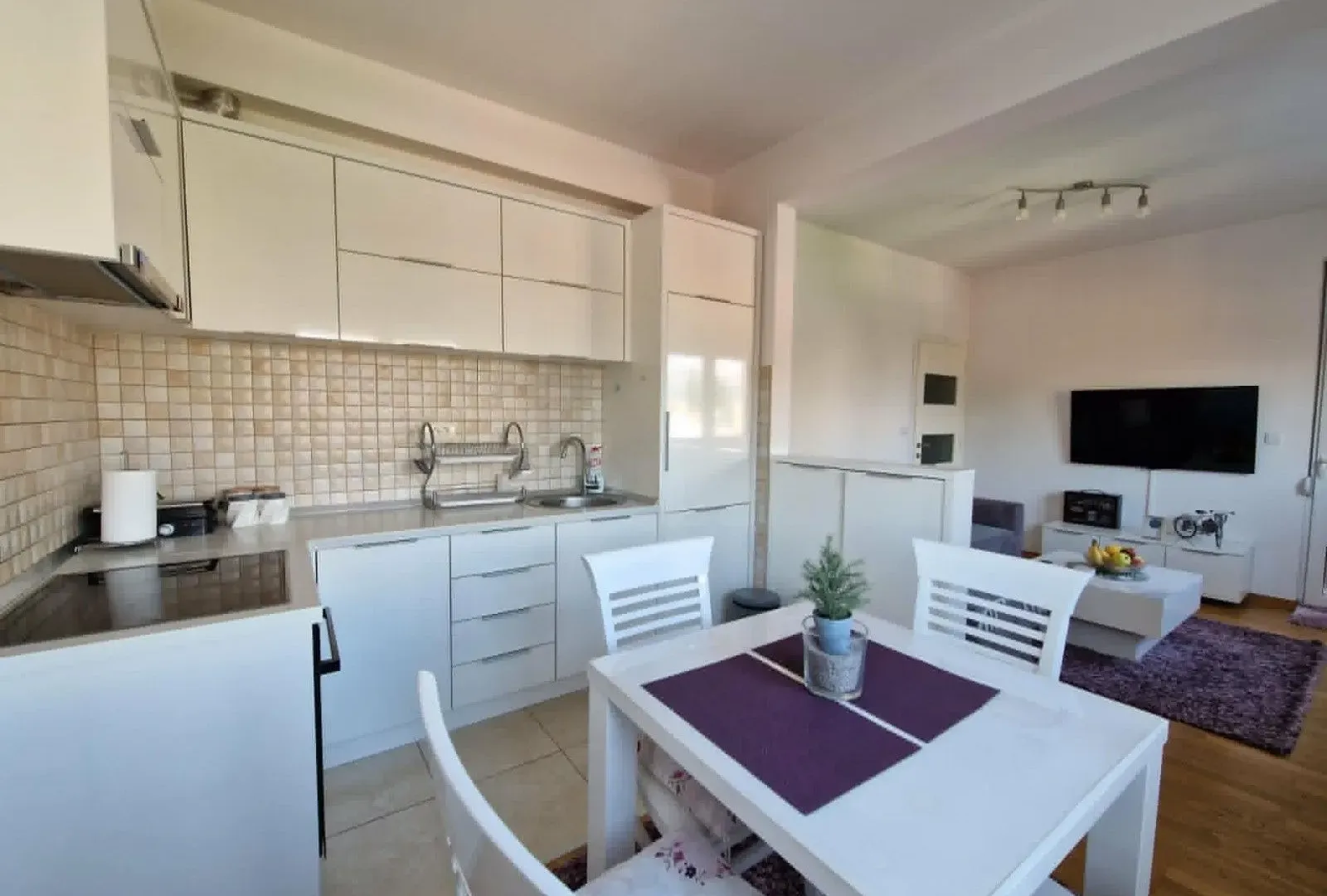 Rent, one bedroom apartment, 45m², Stari Aerodrom, Podgorica