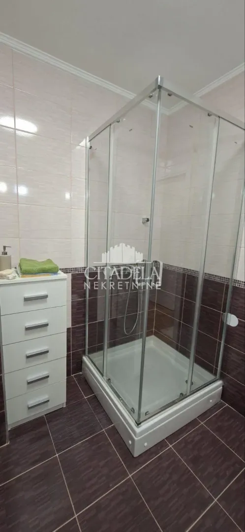 Rent, three bedroom apartment, 69m², Jajinci, Voždovac Sve Podlokacije