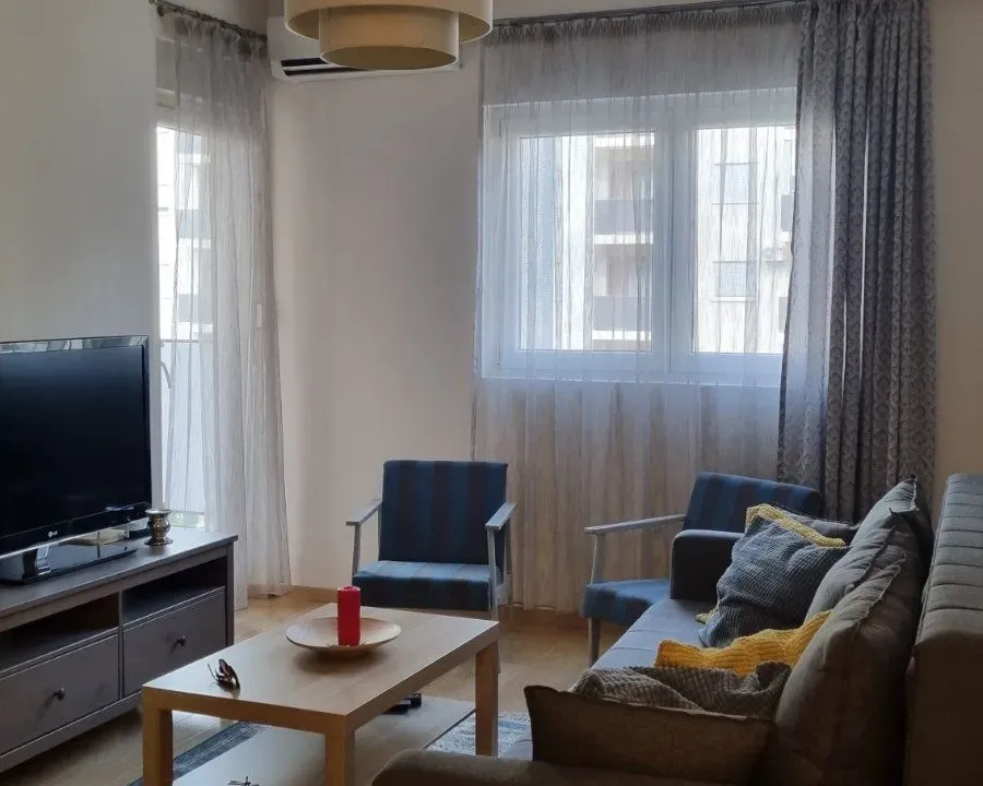 Izdavanje, jednosoban stan, 52m², City Kvart, Podgorica