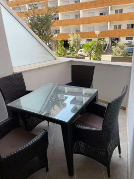 Rent, studio apartment, 32m², Budva, Crna Gora - image 11
