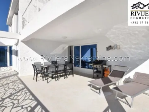 Sale, house, 192m², Đenovići, Herceg Novi - image 13