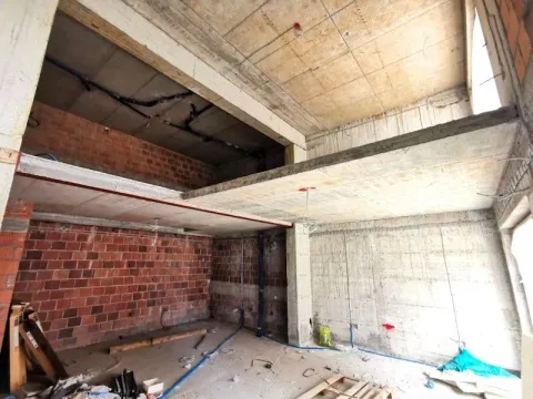 Prodaja, poslovni prostor, 80m², 1 maj, Podgorica - image 4