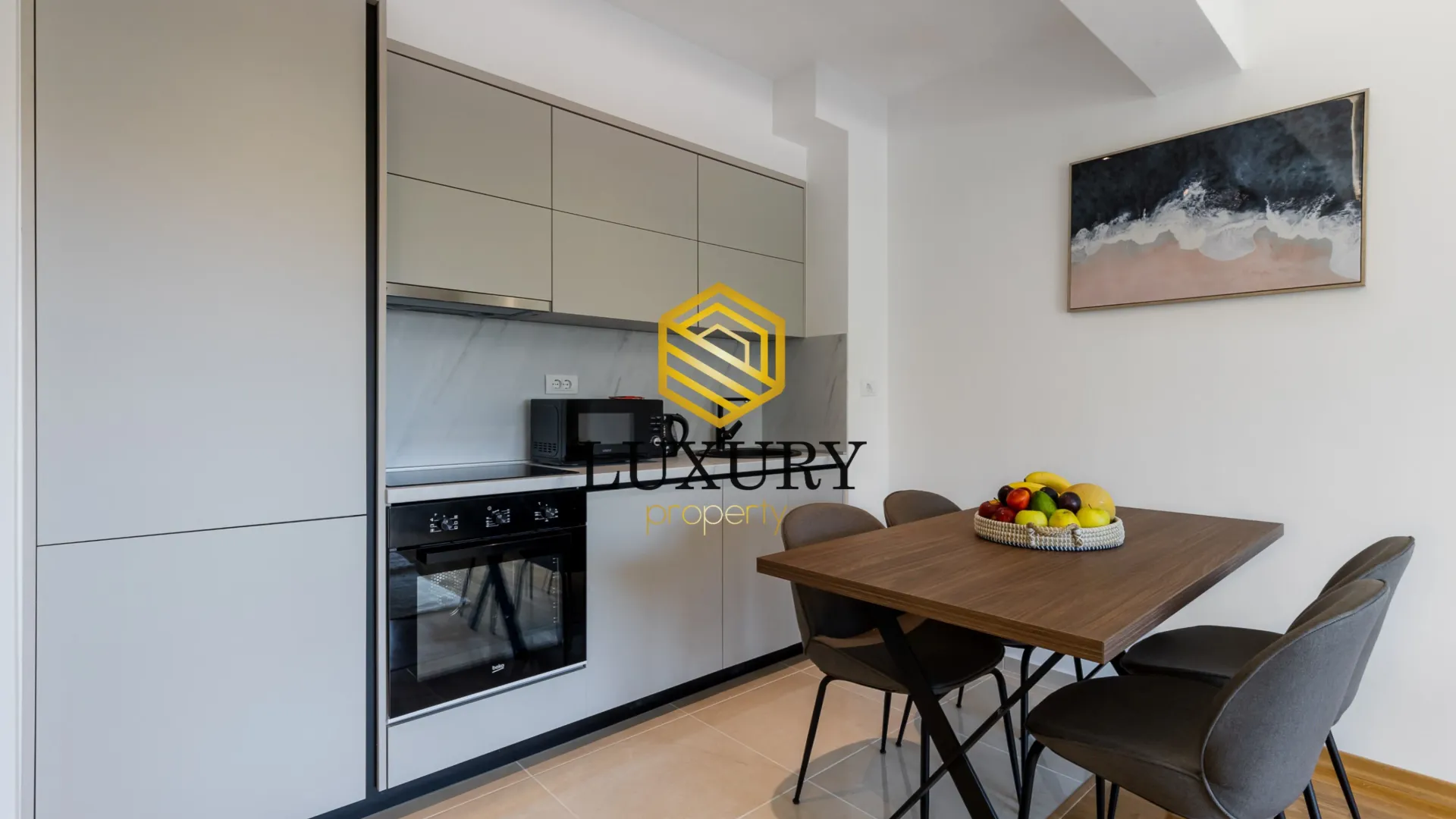 Sale, one bedroom apartment, 48m², Bečići, Budva