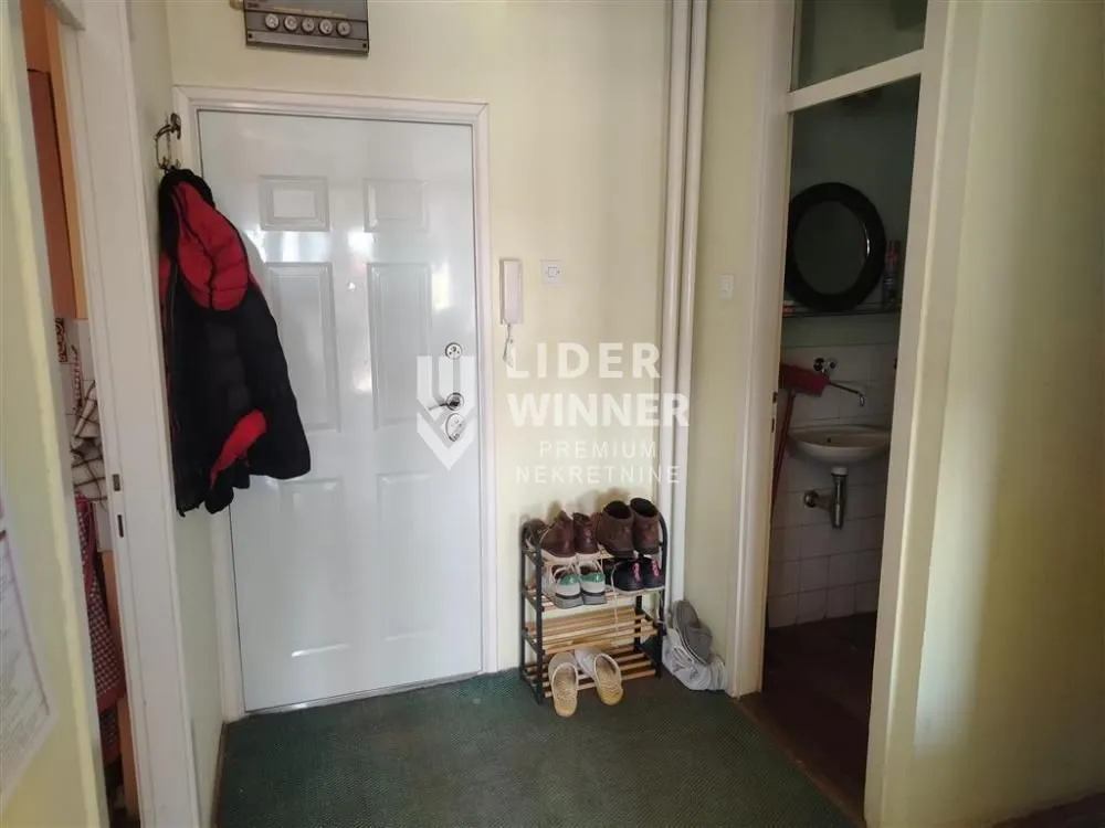 Sale, three bedroom apartment, 75m², Palilula Sve Podlokacije, Beograd
