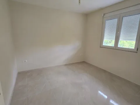 Sale, house, 525m², Bar, Crna Gora - image 2