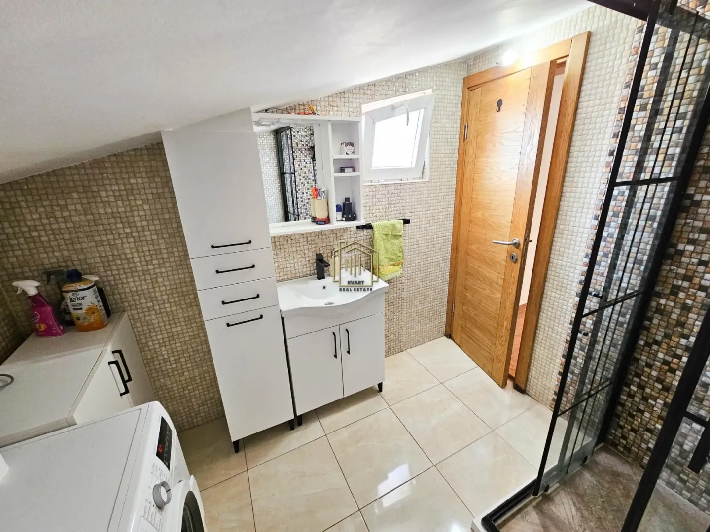 Rent, three bedroom apartment, 155m², Zabjelo, Podgorica