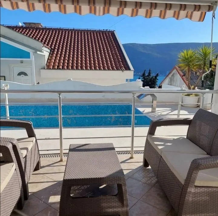 Prodaja, jednosoban stan, 43m², Topla, Herceg Novi