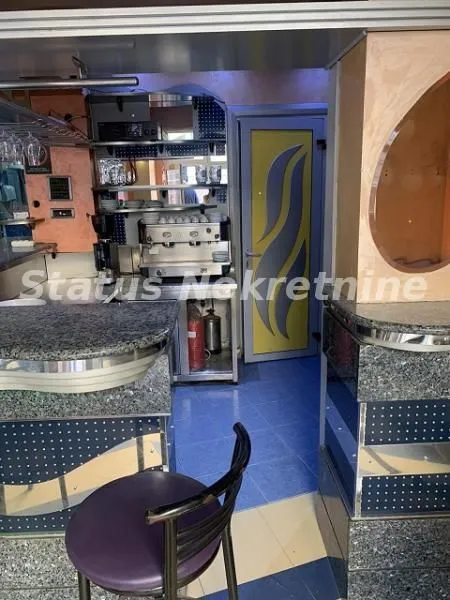 Prodaja, poslovni prostor, 125m², Centar, Novi Sad