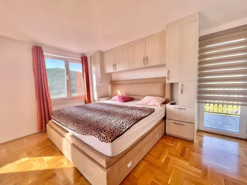 Prodaja, kuća, 185m², Zagora, Kotor - image 15