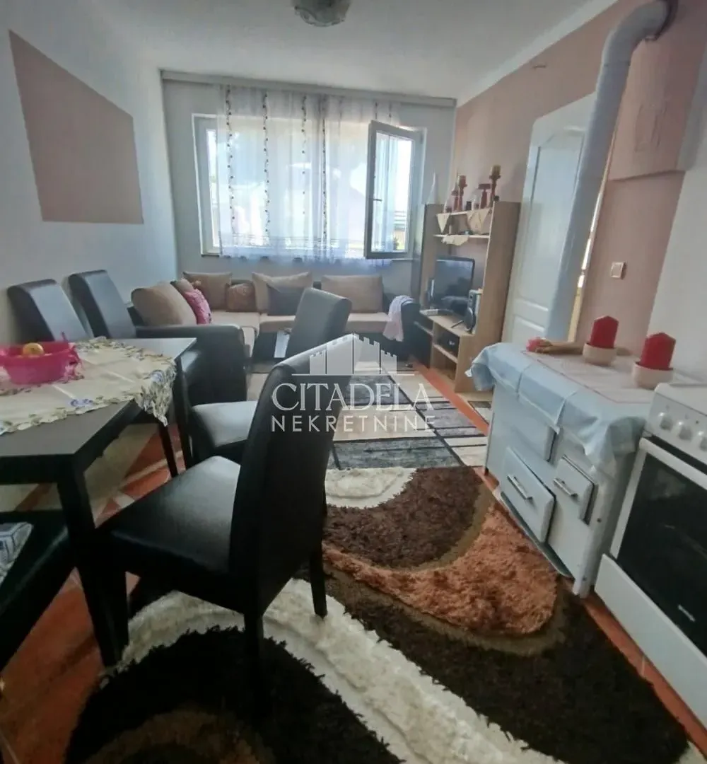 Prodaja, kuća, 200m², Lisović, Barajevo