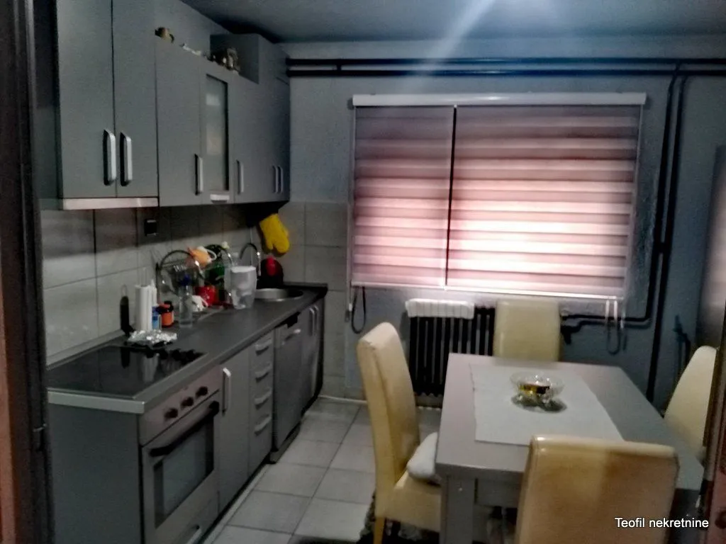 Prodaja, kuća, 307m², Lazarevac, Beograd
