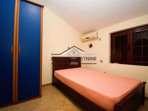 Rent, house, 200m², Donja Gorica, Podgorica - image 21