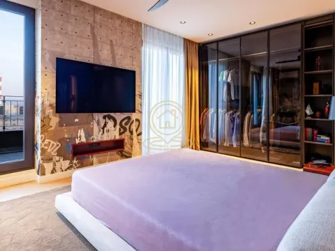 Izdavanje, trosoban stan, 193m², Stari Grad, Beograd - image 13