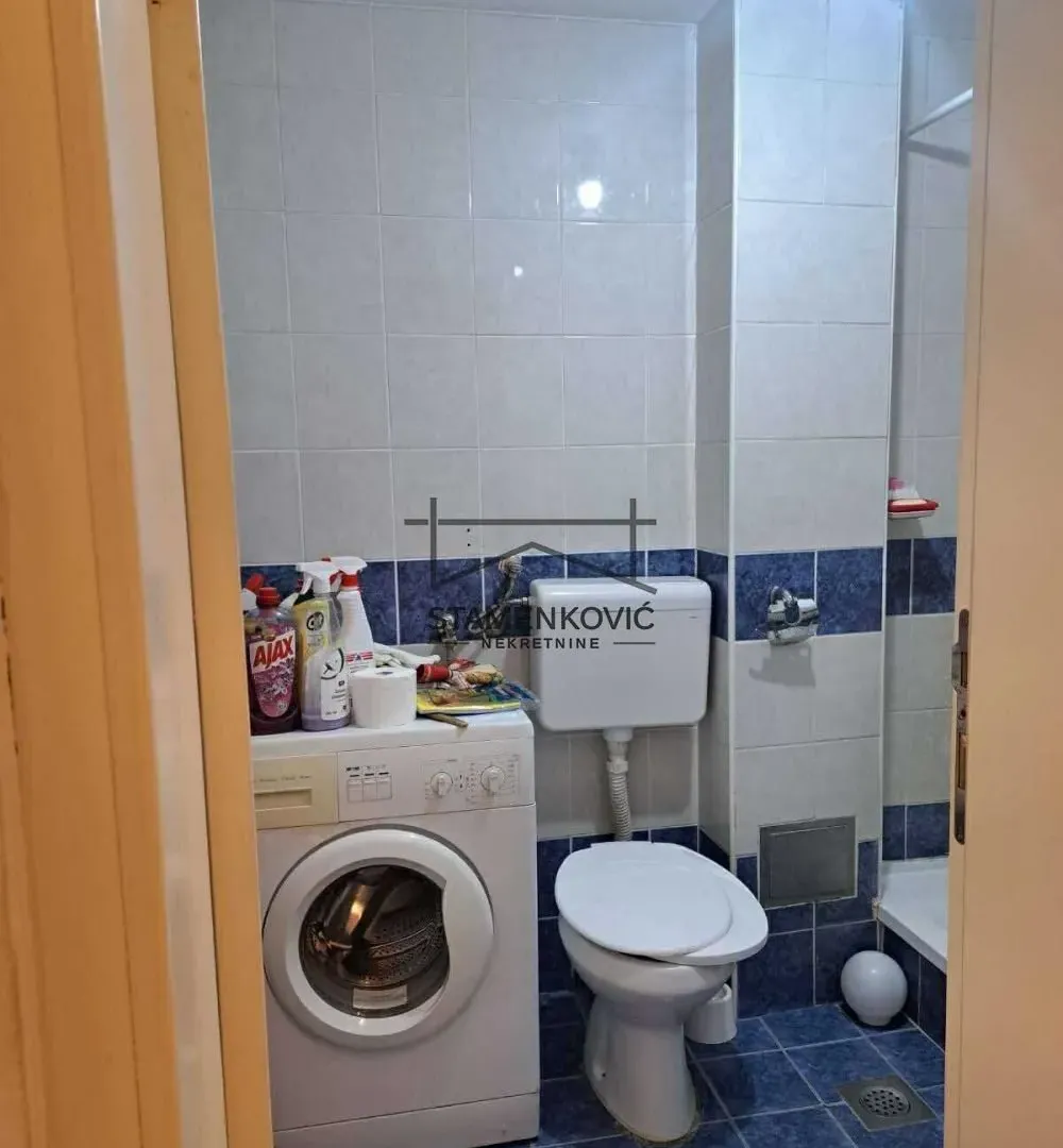 Prodaja, jednosoban stan, 44m², Detelinara, Novi Sad Sve Podlokacije