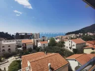 Sale, three bedroom apartment, 90m², Petrovac, Budva - image 35