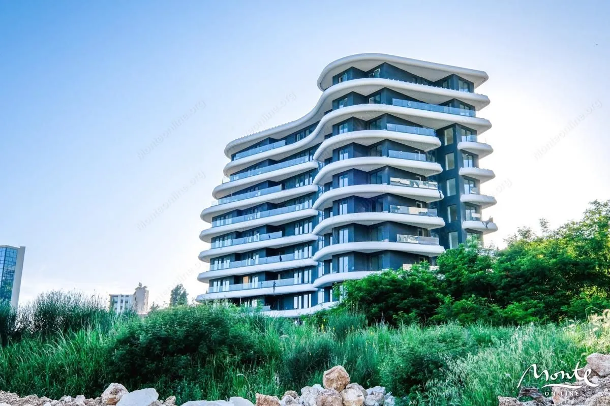 Prodaja, dvosoban stan, 80m², Bečići, Budva