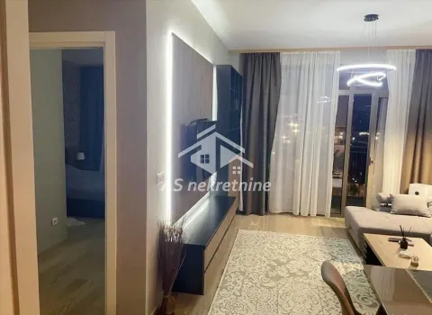 Rent, two bedroom apartment, 56m², Savski Venac, Beograd - image 12