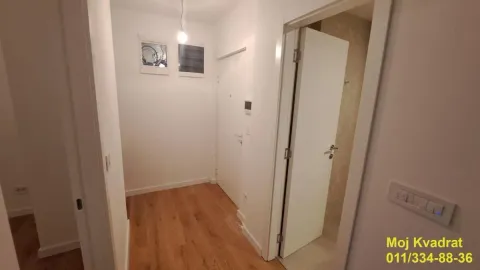 Prodaja, četvorosoban stan, 94m², Autokomanda, Voždovac Sve Podlokacije - image 8