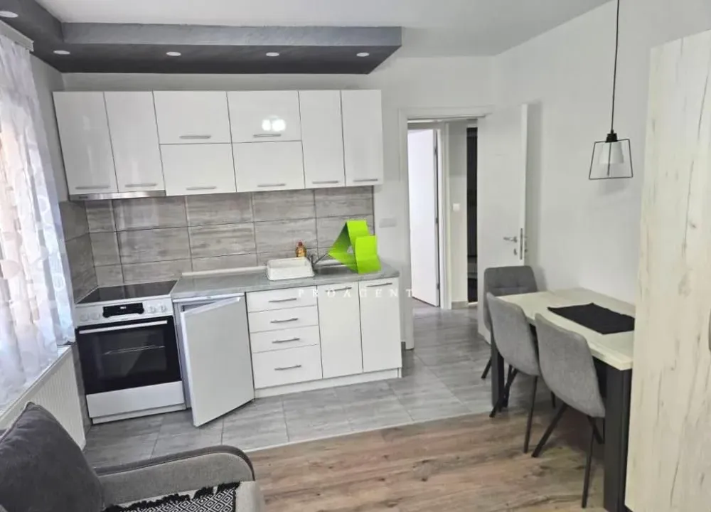 Rent, one bedroom apartment, 37m², Medijana, Niš