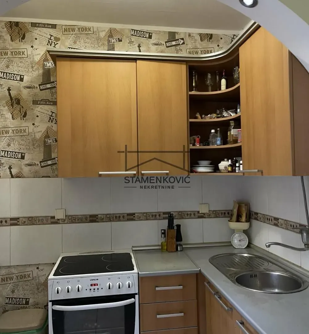 Prodaja, dvosoban stan, 58m², Centar, Novi Sad
