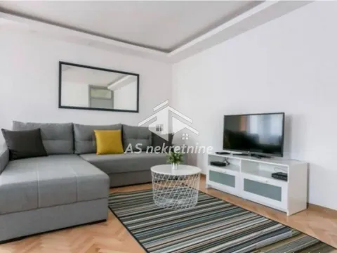 Izdavanje, stan, 90m², Stari Grad, Beograd - image 2