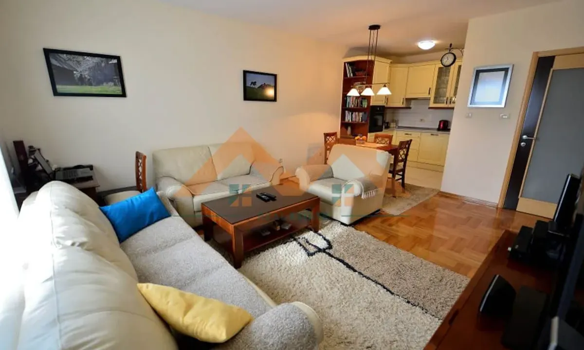 Prodaja, jednosoban stan, 52m², Pobrežje, Podgorica