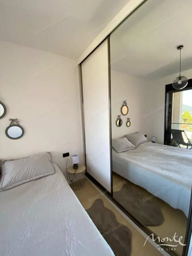Prodaja, dvosoban stan, 49m², Donja Lastva, Tivat
