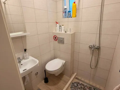 Izdavanje, jednosoban stan, 45m², Bijela, Herceg Novi - image 7