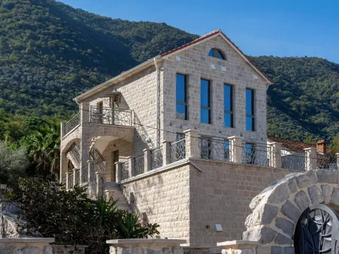 Sale, house, 731m², Stoliv, Kotor - image 14