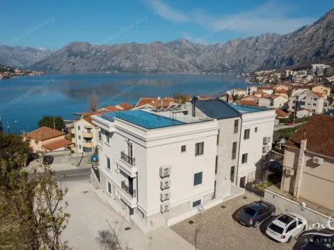 Sale, three bedroom apartment, 204m², Dobrota, Kotor - image 23