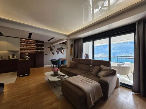 Prodaja, dvosoban stan, 85m², Dobrota, Kotor - image 15