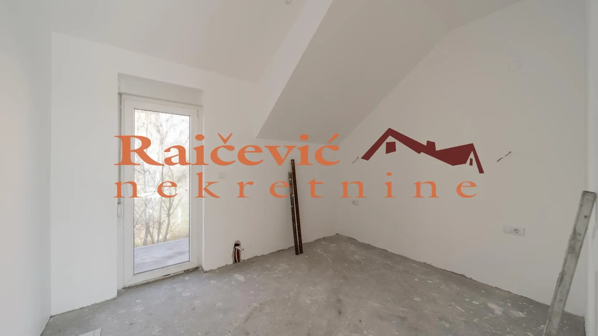 Prodaja, trosoban stan, 80m², Grocka, Beograd