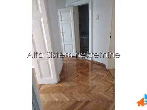 Izdavanje, četvorosoban stan, 115m², Slavija, Vračar Sve Podlokacije - image 13