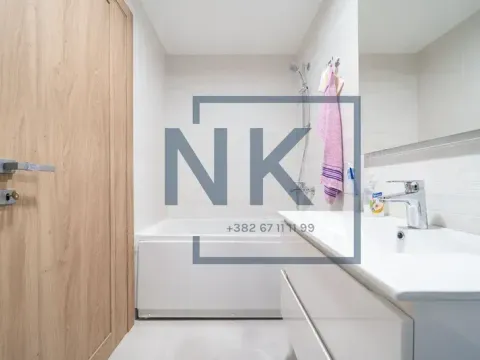 Izdavanje, dvosoban stan, 70m², Master Kvart, Podgorica - image 16