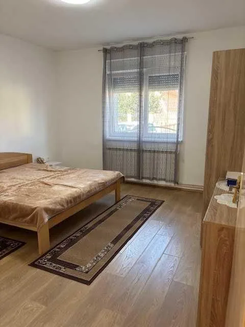 Prodaja, kuća, 103m², Centar, Inđija