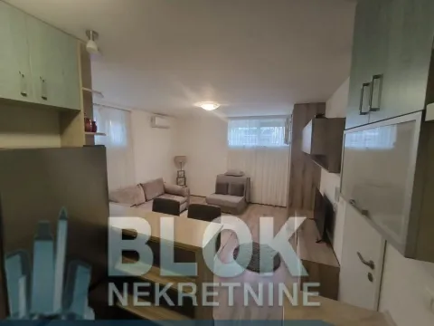 Rent, studio apartment, 28m², Podgorica, Crna Gora - image 6